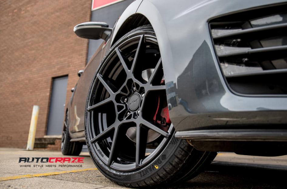 VOLKSWAGEN GOLF KPS MATTE BLACK